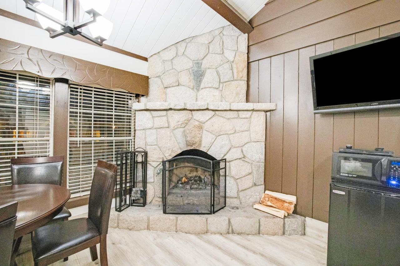 Arrowhead Tree Top Lodge Lake Arrowhead Buitenkant foto